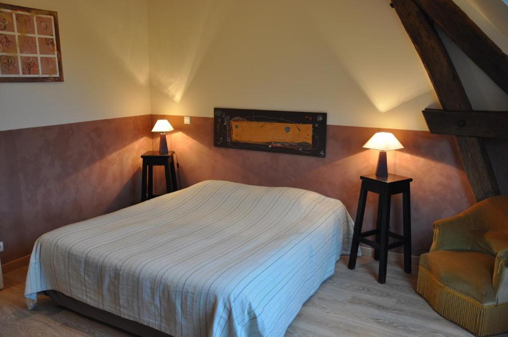 Les Pierres D'Aurele Chambres D'Hotes Сен-Жорж-сюр-Шер Номер фото
